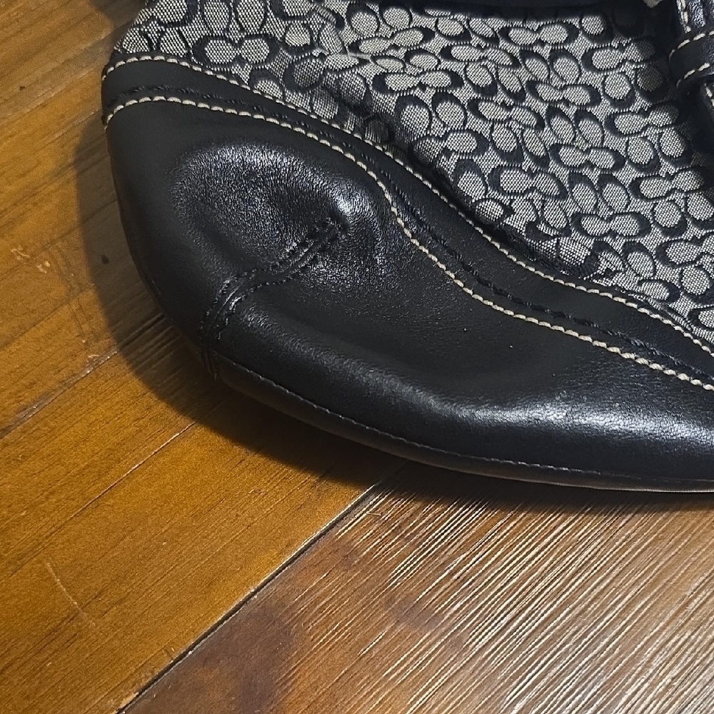 COACH Vintage Coach Soho Jacquard Canvas Shoulder Bag - Picture 3 of 17